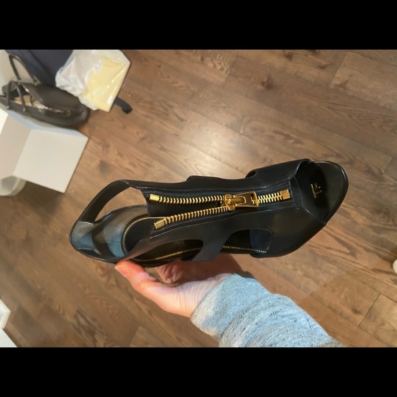 Tom Ford Pumps - Picture 3 of 3